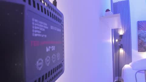 Alice online show from November 24, 12:07 pm