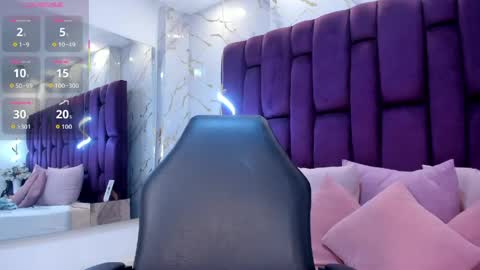 pau online show from May 31, 9:38 pm