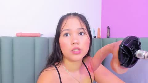 emma online show from January 11, 5:01 am