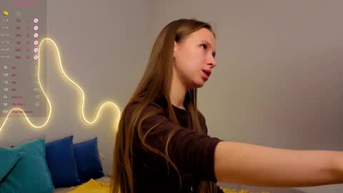 Emma online show from May 31, 1:44 am