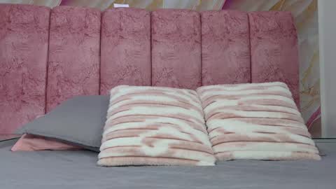 Emma online show from April 7, 3:08 am