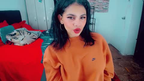 emma online show from December 20, 12:36 am