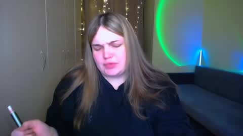 Eva online show from April 10, 2:01 pm