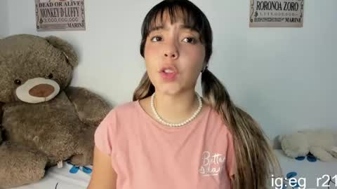 emma_grayys online show from April 19, 5:18 am