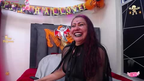 Emma 3 online show from October 28, 8:35 pm