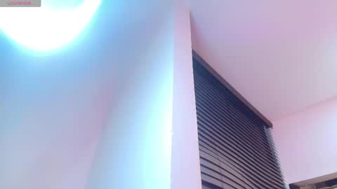 Emma Smith online show from April 11, 7:17 pm