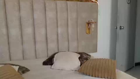 Snapshot of emma_visconti chatting on September 9, 1:33 pm emma_visconti online show from September 9, 1:33 pm