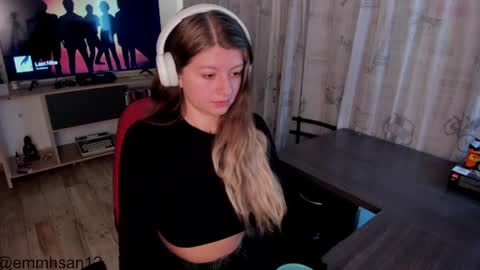 Ema .l. online show from July 12, 12:44 am