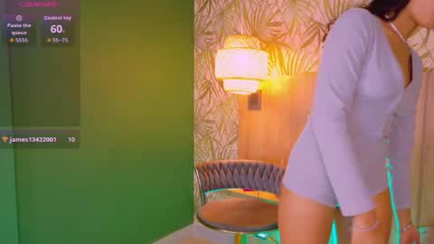 Emma online show from April 18, 4:20 pm