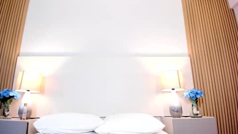 emmaespencer  online show from February 8, 3:21 am