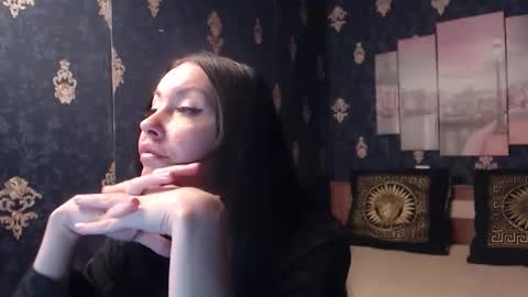 EmmaGoldX online show from November 29, 8:40 am