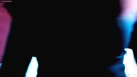 emmanaughty_ online show from December 20, 3:38 pm