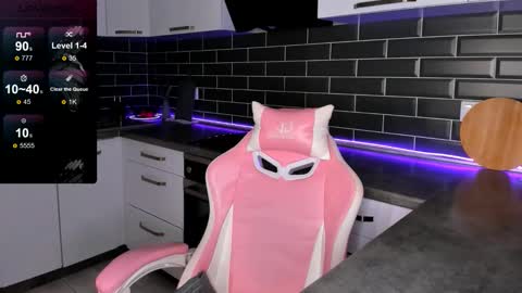 Emma online show from September 18, 8:13 am