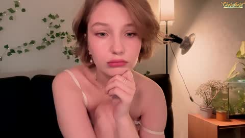 Emily online show from April 8, 3:14 pm