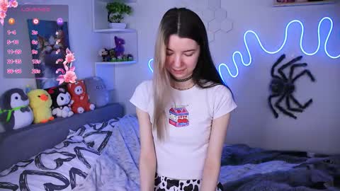 emmie_everly online show from February 27, 11:54 am