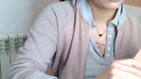 emmie online show from March 10, 8:28 am