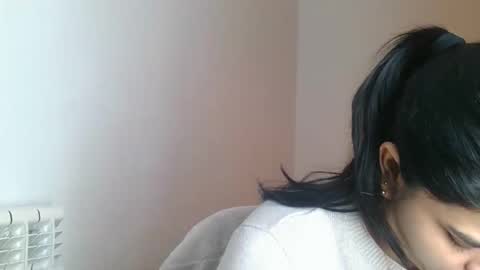 emmie online show from December 3, 9:22 am