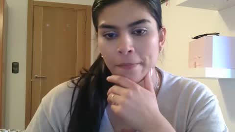 emmie online show from November 3, 2:32 pm