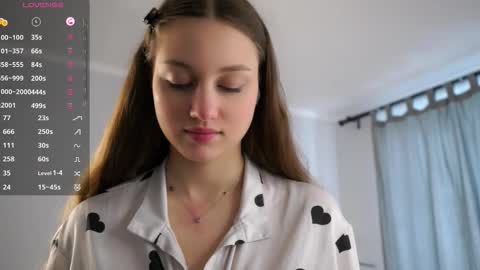 Aurora online show from March 17, 7:45 am