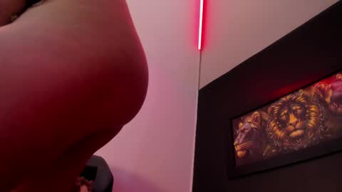 Emiily online show from March 27, 8:26 am