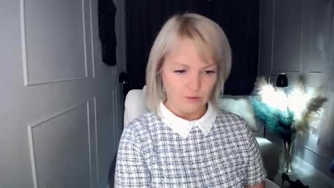 emmmam online show from February 13, 2:40 pm