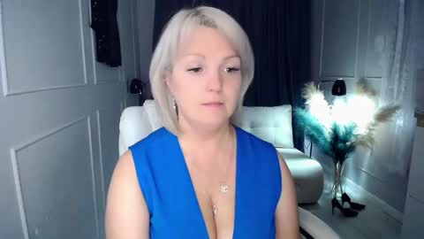 emmmam online show from November 8, 12:10 pm