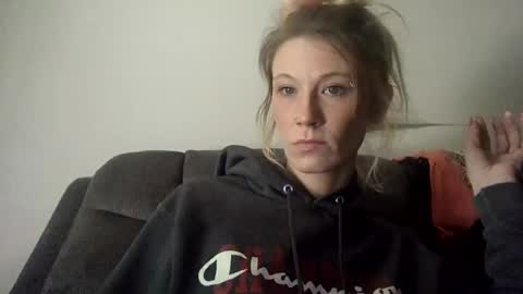 emmwarr1514 online show from April 11, 4:21 pm