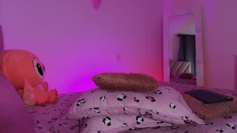 Emy online show from February 21, 5:30 am