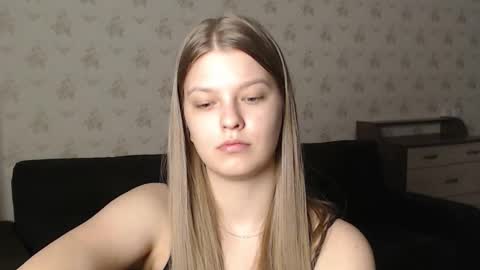 Snapshot of emysway chatting on February 25, 2:48 pm EmySway online show from February 25, 2:48 pm