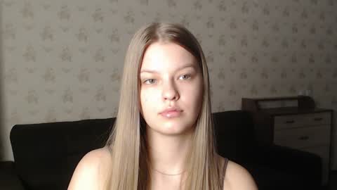 Snapshot of emysway chatting on January 18, 7:15 pm EmySway online show from January 18, 7:15 pm
