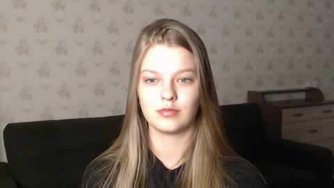 Snapshot of emysway chatting on March 12, 2:45 pm EmySway online show from March 12, 2:45 pm