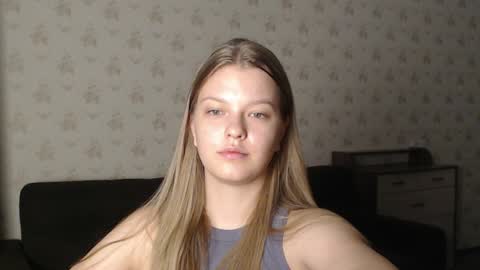 Snapshot of emysway chatting on January 22, 12:06 am EmySway online show from January 22, 12:06 am