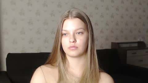 Snapshot of emysway chatting on February 11, 9:31 am EmySway online show from February 11, 9:31 am