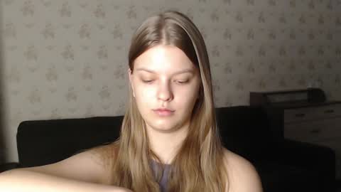 Snapshot of emysway chatting on January 21, 2:05 pm EmySway online show from January 21, 2:05 pm