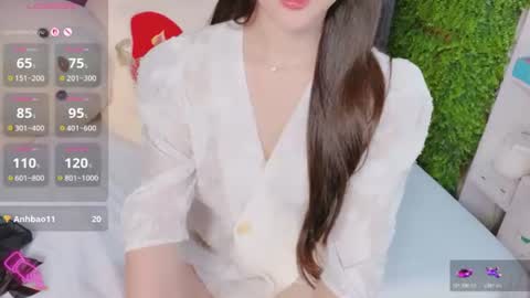 Enmilia online show from July 19, 8:16 am