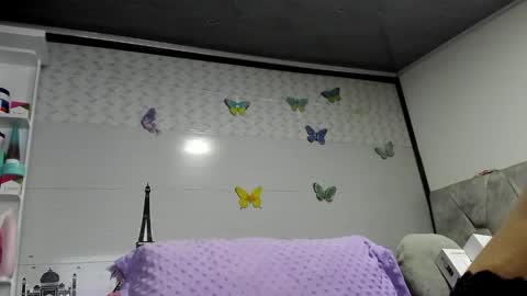 Enny Dirty online show from December 18, 6:34 pm