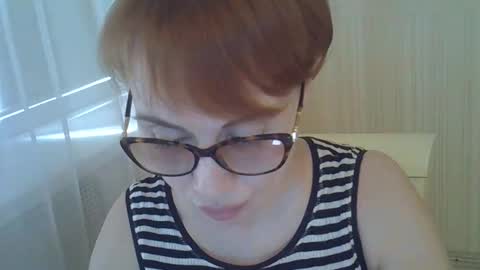 erica_lynn online show from April 14, 1:22 pm