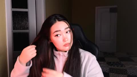 Snapshot of erica_wayne chatting on January 5, 6:24 am Erica Wayne online show from January 5, 6:24 am