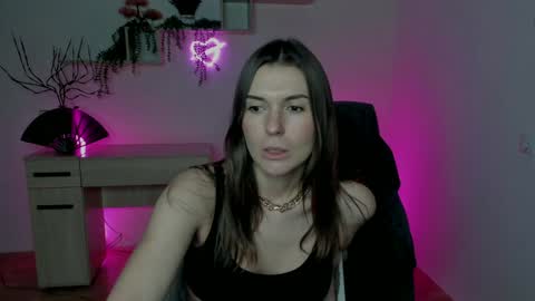 Snapshot of ericapowers chatting on December 23, 11:14 am EricaPowers online show from December 23, 11:14 am