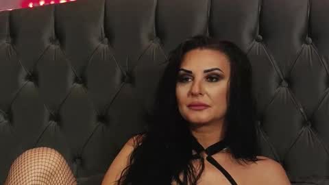 Erica online show from February 14, 5:14 pm