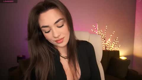 Erica online show from November 17, 6:58 am