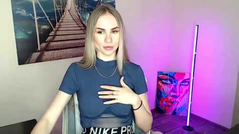 Erika online show from March 16, 1:15 pm