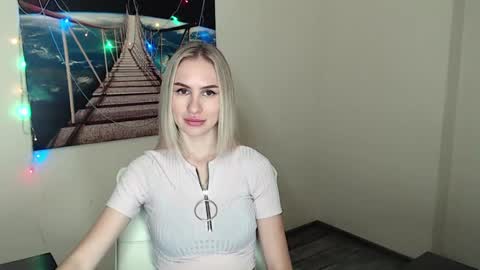 Snapshot of erikagavin chatting on February 17, 12:38 pm Erika online show from February 17, 12:38 pm