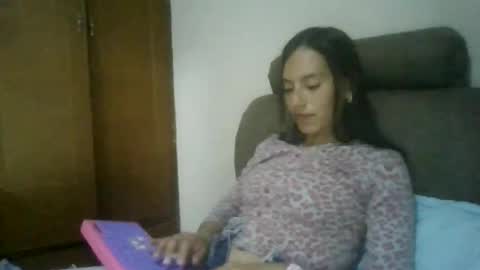 Snapshot of erikandy406723 chatting on January 22, 3:41 am Gabriela online show from January 22, 3:41 am