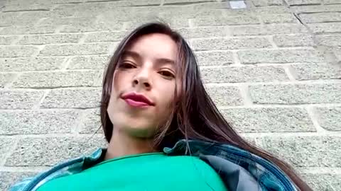 Snapshot of erikandy406723 chatting on September 29, 6:35 pm Gabriela online show from September 29, 6:35 pm