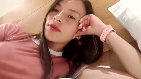 Snapshot of erikandy406723 chatting on October 9, 10:47 pm Gabriela online show from October 9, 10:47 pm