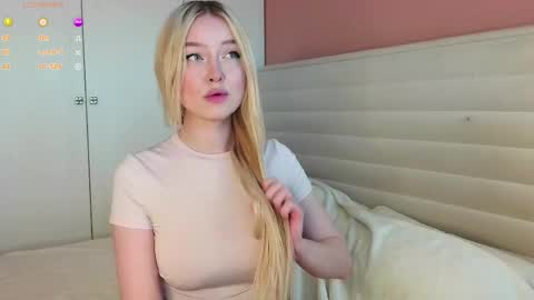 Chanel online show from April 6, 1:34 pm