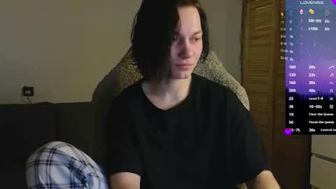 esajukyy online show from March 11, 4:09 pm