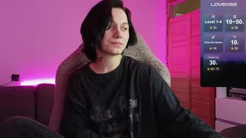 esajukyy online show from February 5, 2:31 pm