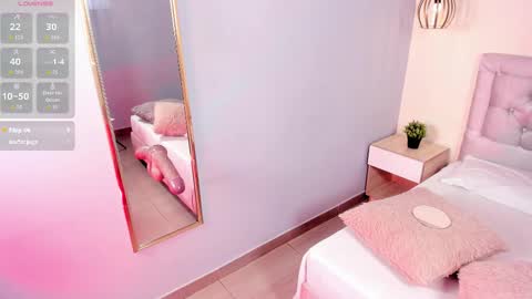 Escarlet online show from February 14, 3:25 pm